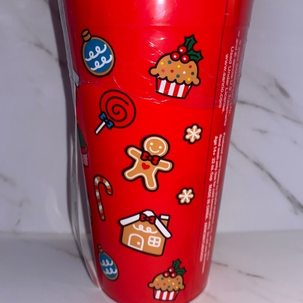 Hello kitty gingerbread Christmas cups - Picture 3 of 5